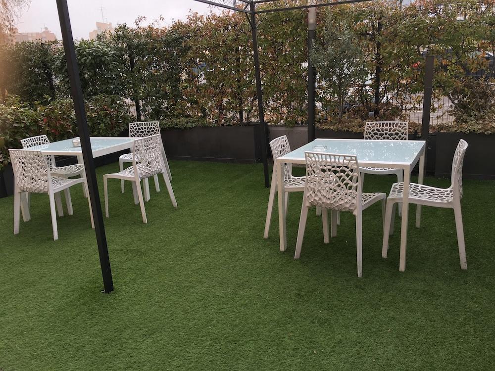 Ibis Madrid Tresaguas 2* Alcorcón