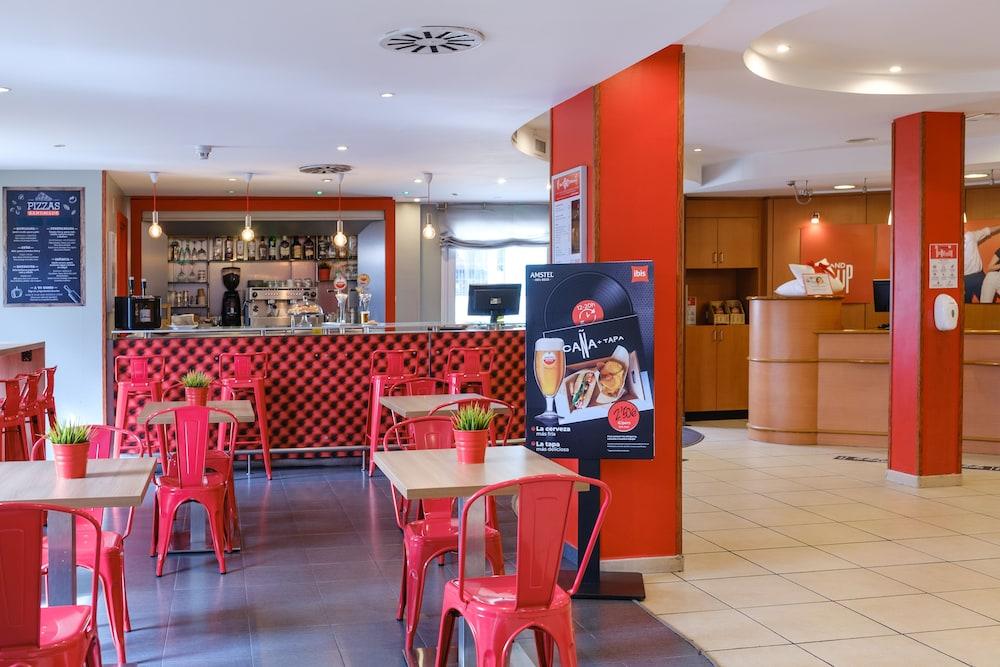 Ibis Madrid Tresaguas 2*